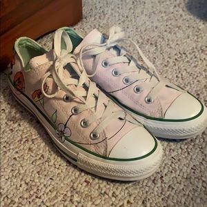 Converse Pink Floral sz 8
